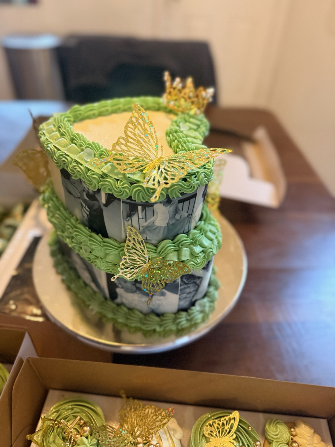 Custom Cakes by Tripl3 Blissful Treats